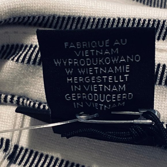 Tahari Black/White stripe, button-front Jacket, Medium - Picture 4 of 5